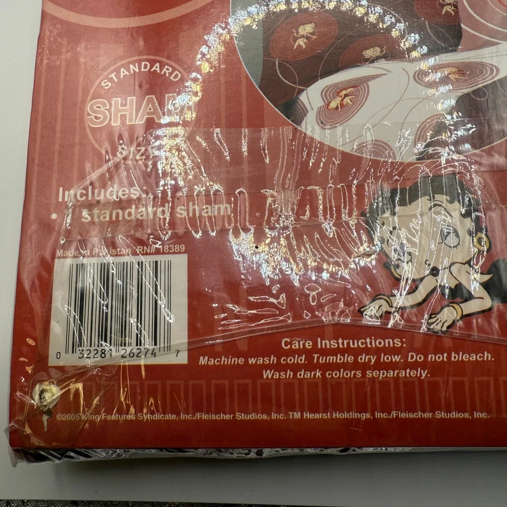 Betty Boop Standard Pillow Sham Red‎ Cartoon Character 2005 King Features